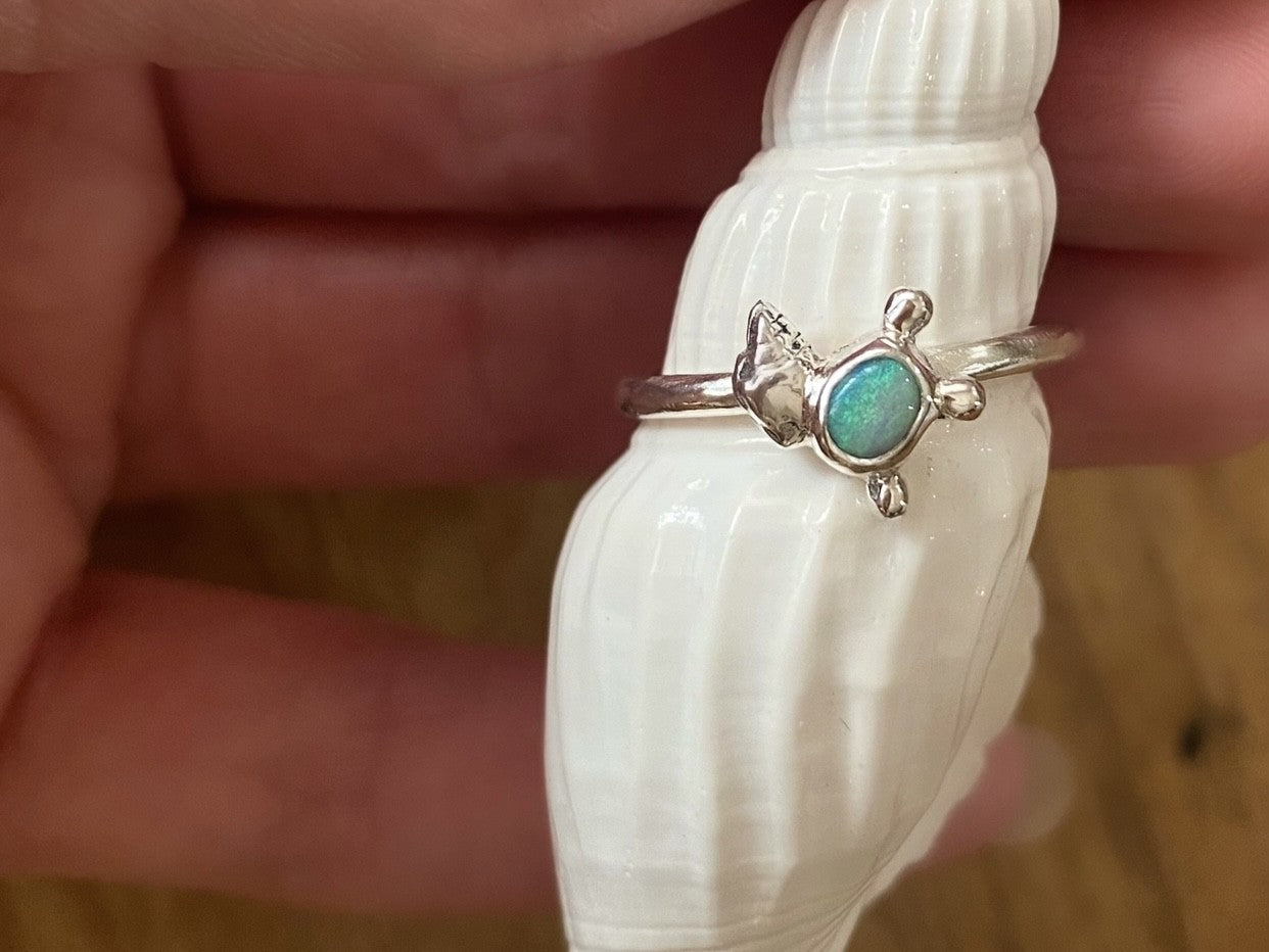 Opal shell bubble ring